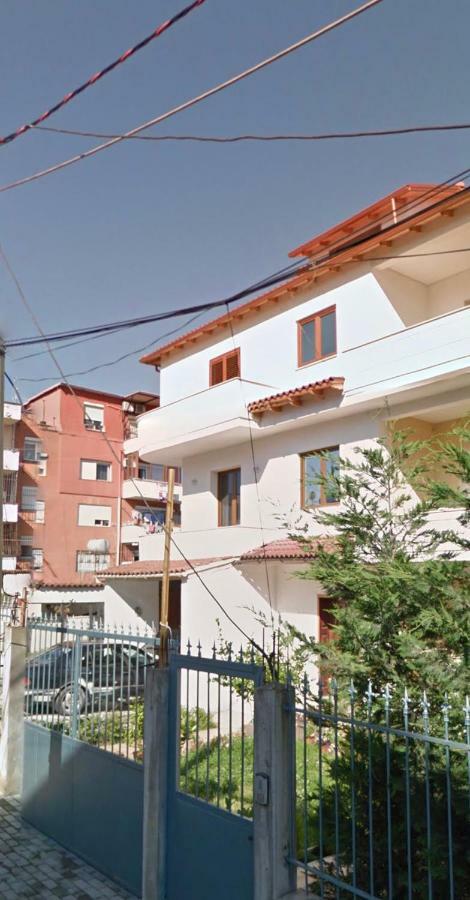 Duplex Apartment In Tirana Center Kültér fotó
